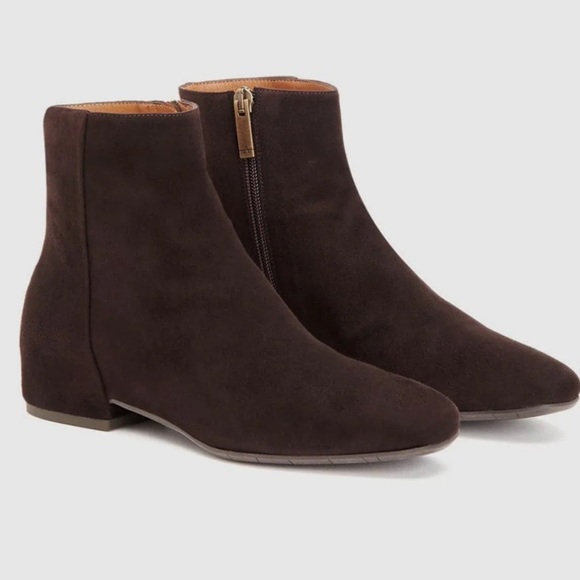 Aquatalia Shoes - AQUATALIA Ulysses suede booties